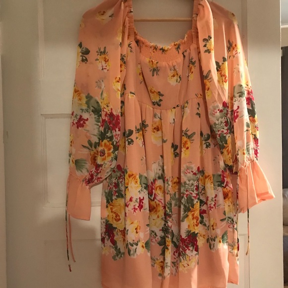 Spring dress - Picture 1 of 1